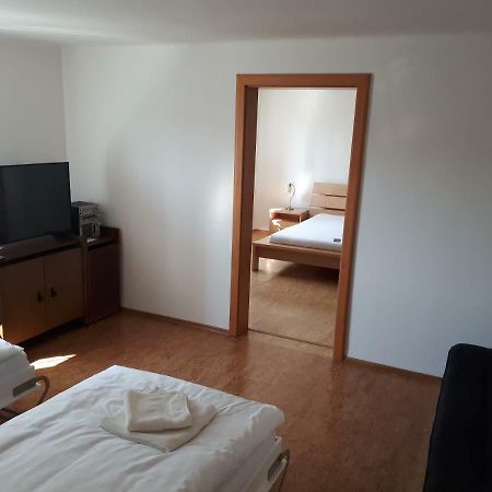 Brezno - 2 Izbovy Apartman מראה חיצוני תמונה
