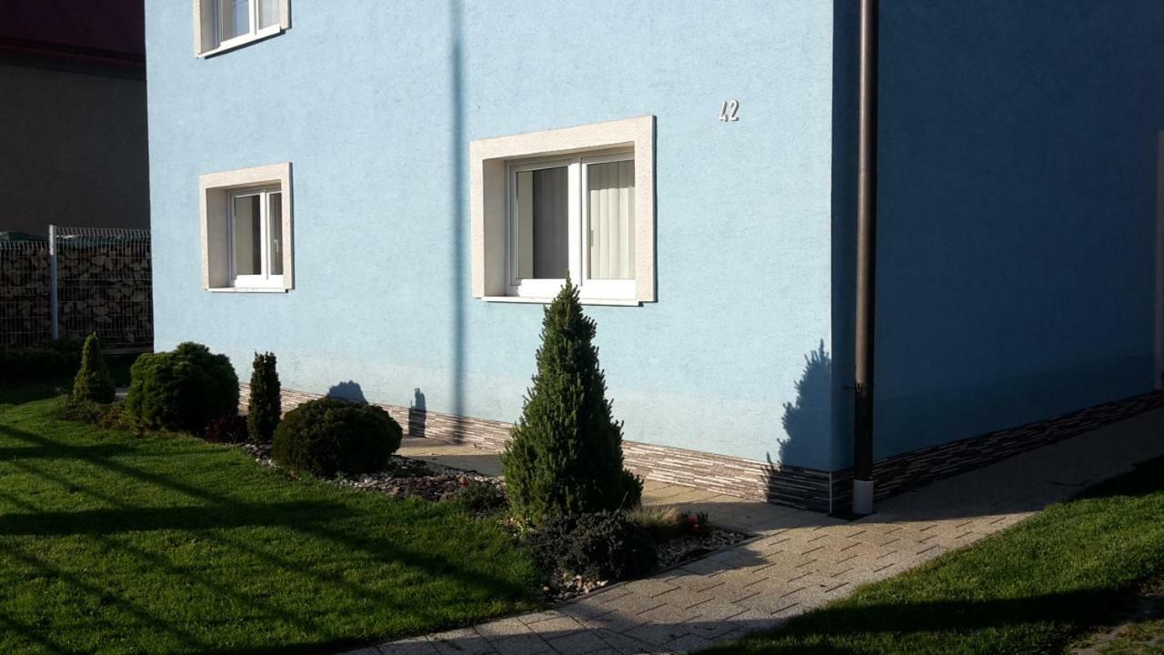 Brezno - 2 Izbovy Apartman מראה חיצוני תמונה