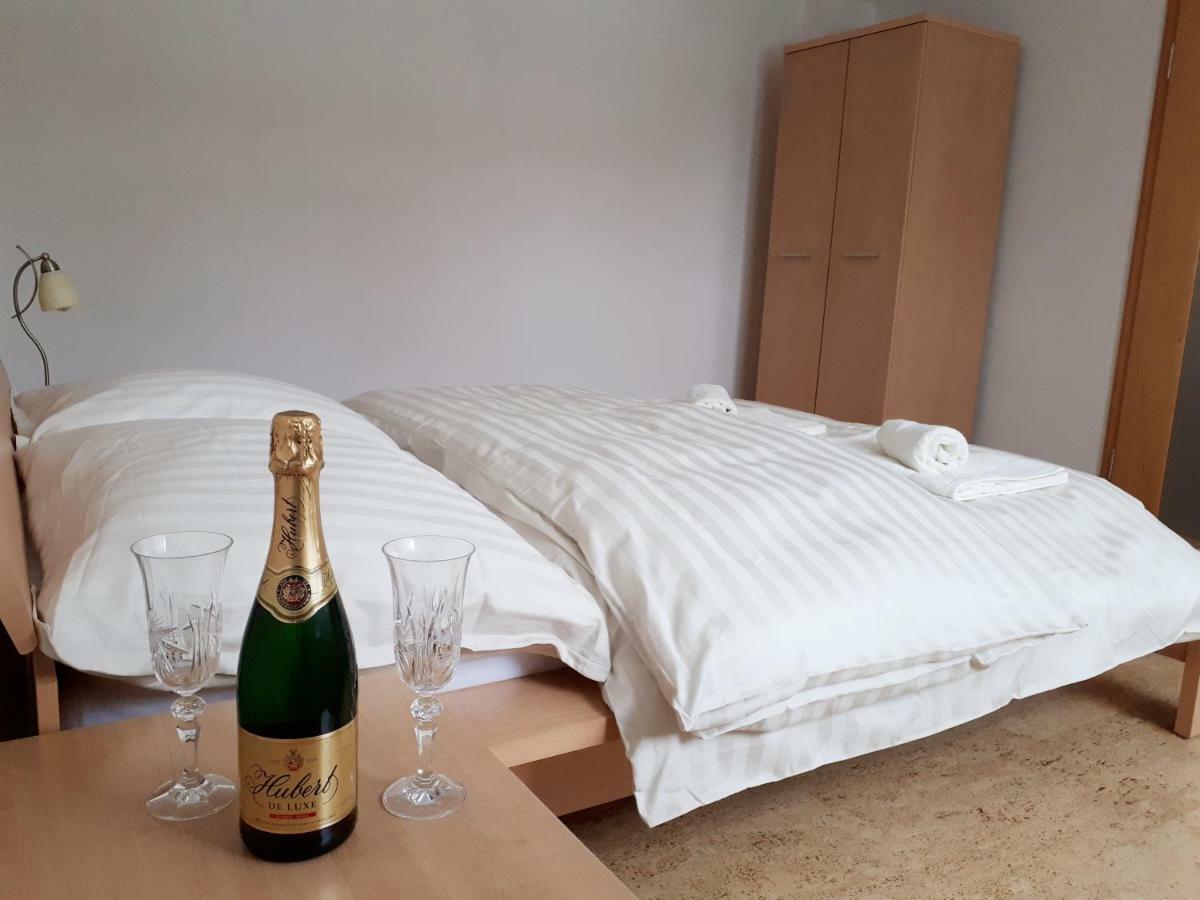 Brezno - 2 Izbovy Apartman מראה חיצוני תמונה