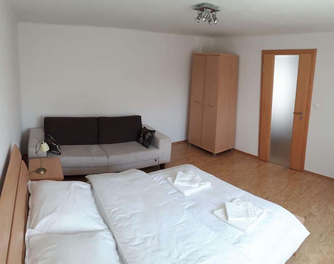 Brezno - 2 Izbovy Apartman מראה חיצוני תמונה